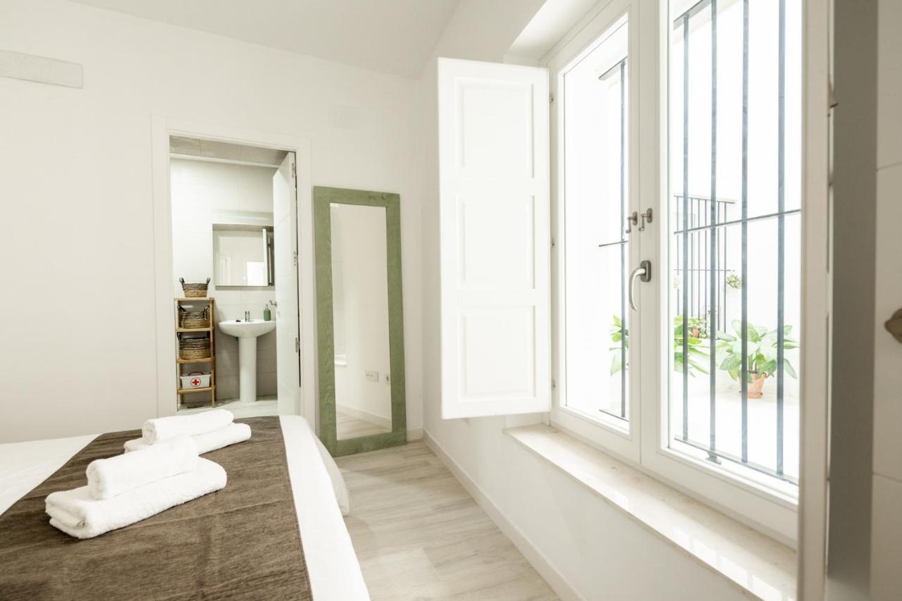Apartamento Mucha Vida Little Apartments Cadice Esterno foto